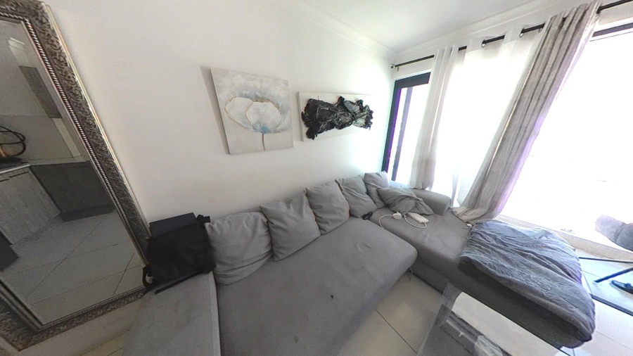 2 Bedroom Property for Sale in Zonnebloem Western Cape